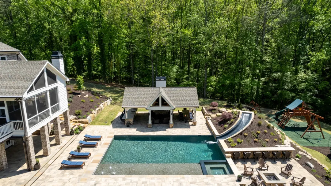 The Arrival: the Batchelor backyard in Roswell by Atlantis Pools